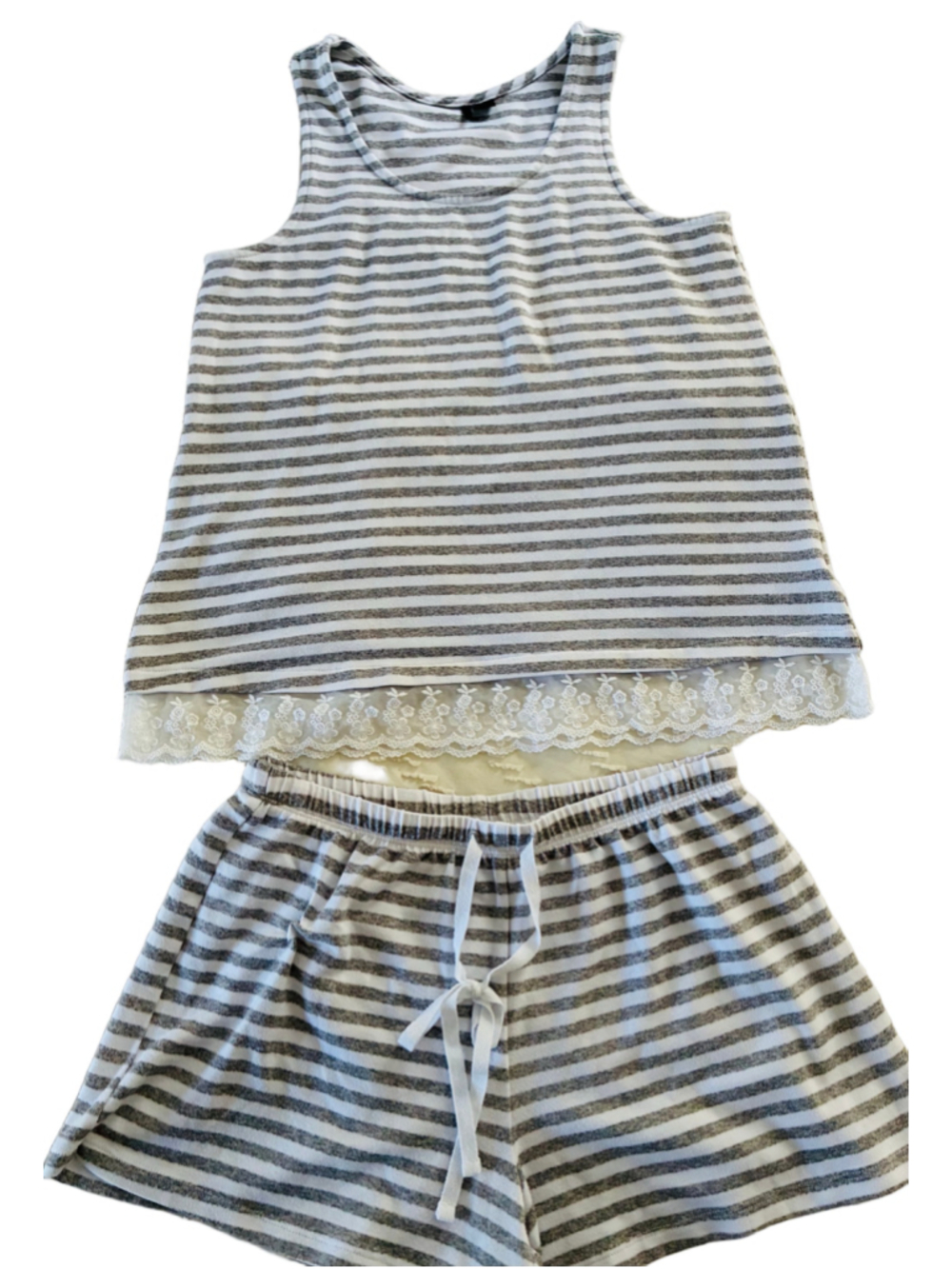 Women's Kensie Pajama Set Grey White Striped Size Small lace trim